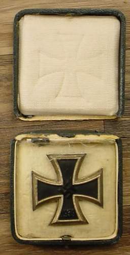 1939 Eisernes Kreuz 1, fake or not. If the pin is missing, would you still consider to buy it?