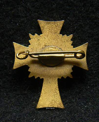 Ehrenkreuz der Deutsche Mutter Erste Stufe (Gold) - denazified version?