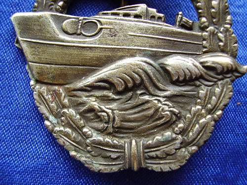 need help ....speedboat war badge...Schnellboot Kriegsabzeichen