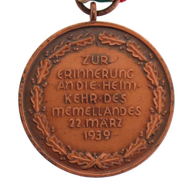 Die Medaille zur Erinnerung an die Heimkehr des Memellandes Orden Scapini Buch 