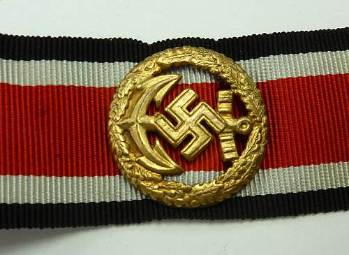 Kriegsmarine Honor Roll Clasp: Hoping for a better answer