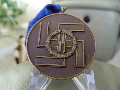 SS 8 year medal