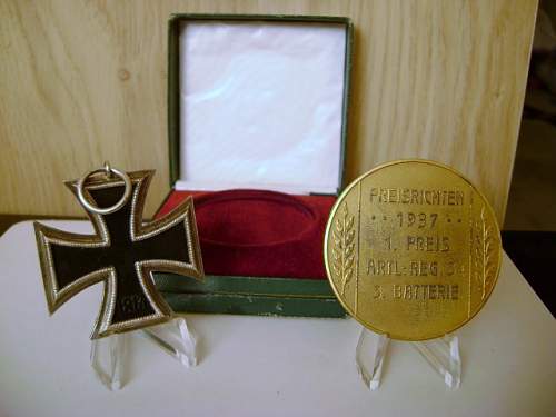 EK2 &amp; Artillery medal group