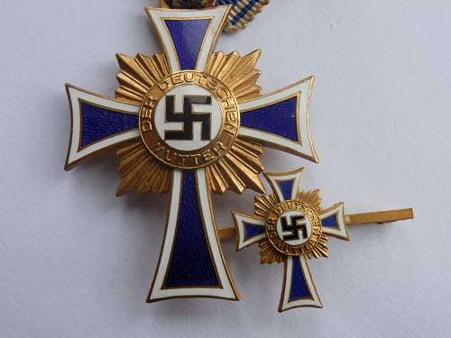 Ehrenkreuz der Deutsche Mutter broach