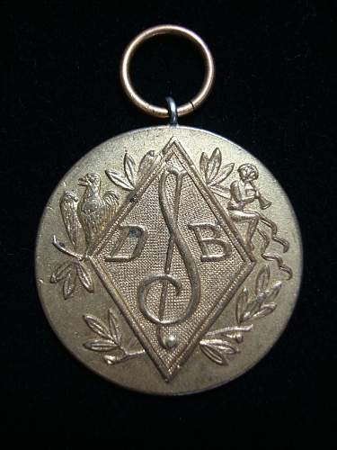 Singer's association medal