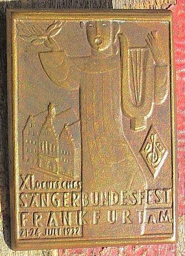Singer's association medal