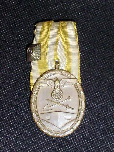 Thoughts on Deutsches Schutzwall-Ehrenzeichen - West Wall Medal