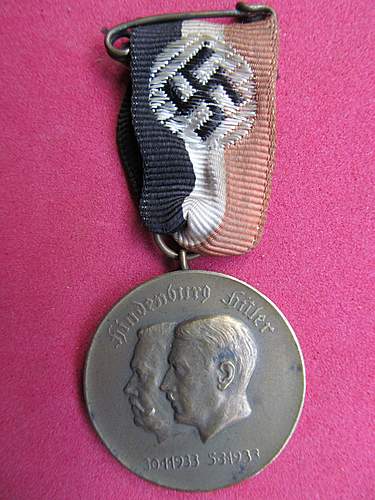 Hindenburg Hitler 30-1-1933   5-3-1933 election item