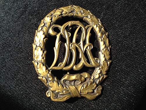 Pre 1937 DRA Bronze Sports Badge by Lauer, Nurnberg