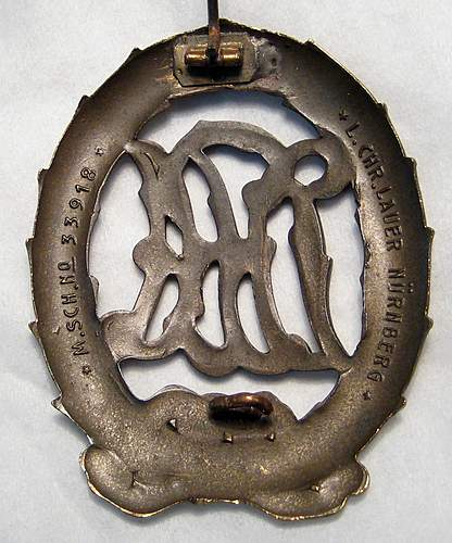 Pre 1937 DRA Bronze Sports Badge by Lauer, Nurnberg