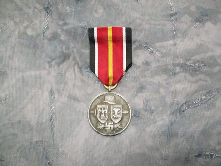 medaille der Spanischen Blauen division opinions