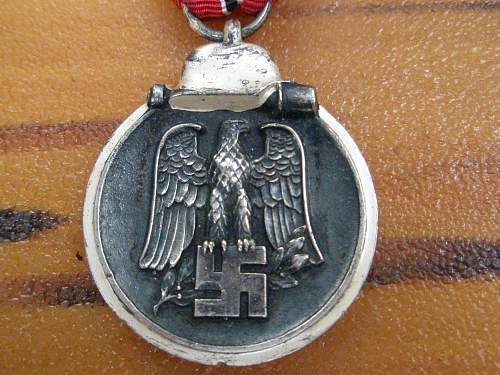 Ostfront Medaille Hard Metal New for Collection