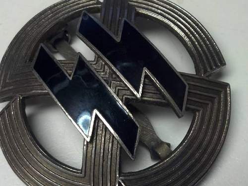 Need help - Germanische Leistungsrune and swastika badge - real or fake