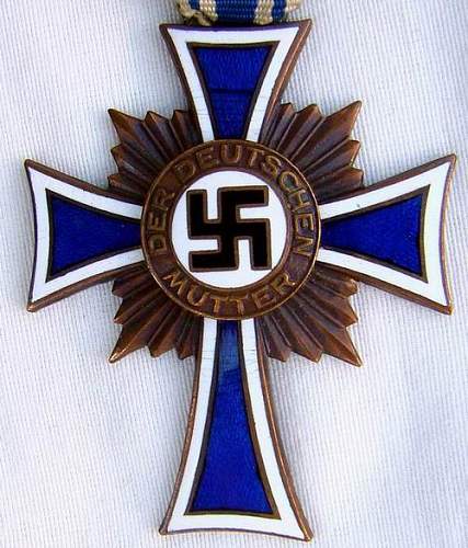 Der Deutsche Mutter Kreuz