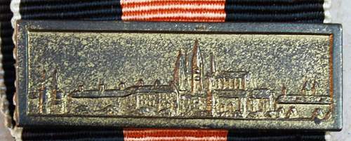 Spange zur Medaille zur Erinnerung an den 1. Oktober 1938: Opinions