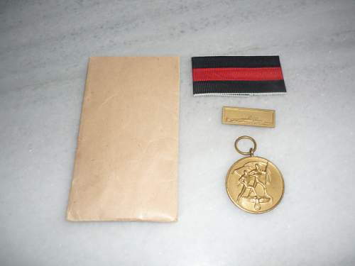 Mint medaille zur Erinnerung an den 1. Oktober 1938 mit Prague spange