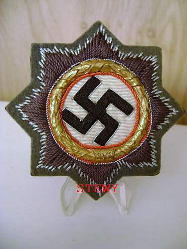 Deutsches Kreuz in Gold.