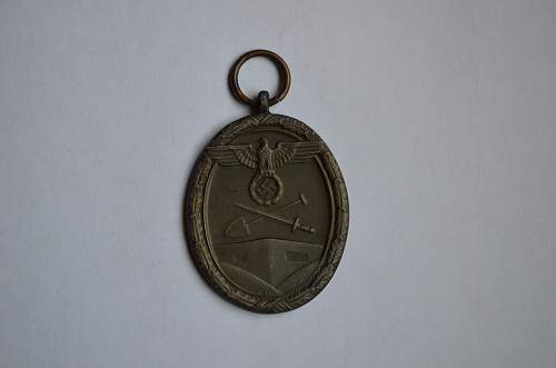 Thoughts on Deutsches Schutzwall-Ehrenzeichen - West Wall Medal