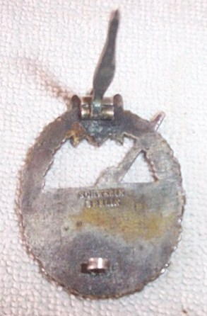 Coastal artillery badge: authentic?