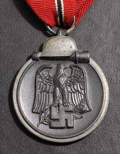 Medaille &quot;Winterschlacht im Osten 1941/42&quot; (Ostmedaille), Werner Redo.