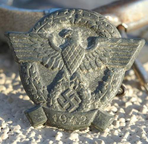 1942 Polizei Donation Badge