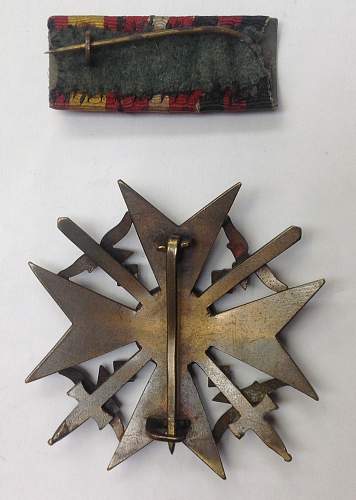 Spanienkreuz in Bronze mit Schwerter