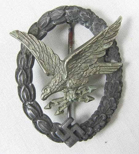 Fliegerschützenabzeichen badges : real or fakes?