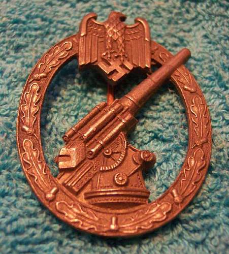 Panzer and Heer Flak artillery badges: Authentic?