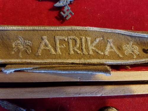 Afrika arm band?