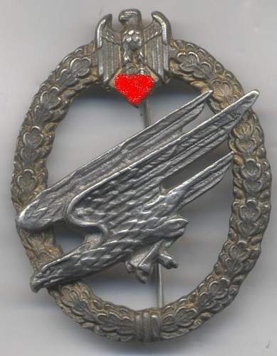 paratroopers badge &amp; close combat badge original?