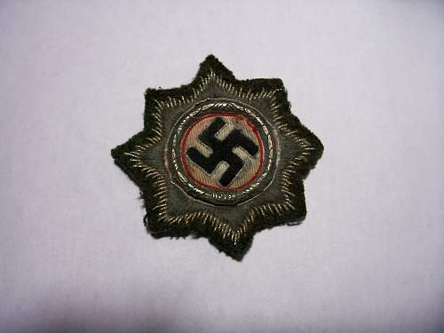 Deutsches Kreuz/German Cross in gold cloth - opinions?