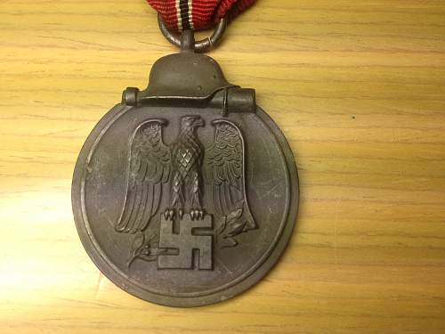 Medaille &quot;Winterschlacht im Osten 1941/42&quot; (Ostmedaille) Fake?