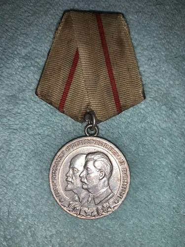 SOVIET RUSSIAN RUSSIA WWII PARTISAN MEDAL FIRST CLASS real or fake
