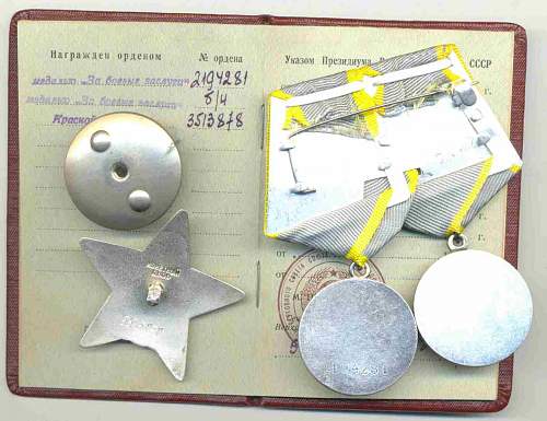 Special topics in the Soviet orders/medalls/badges collecting