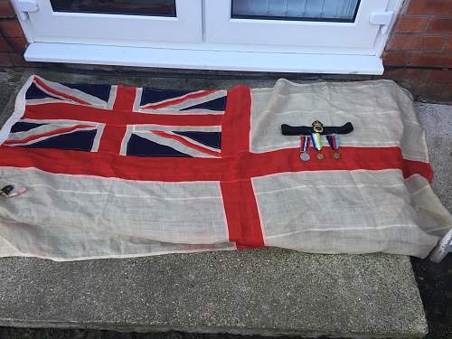 WW2 naval medals and flag