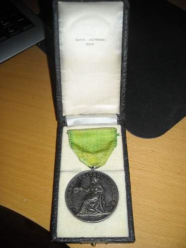 Unknown Medal, Need Help!