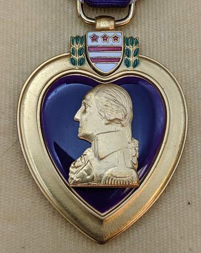 Purple Heart - Full wrap Brooch - Un-named in box