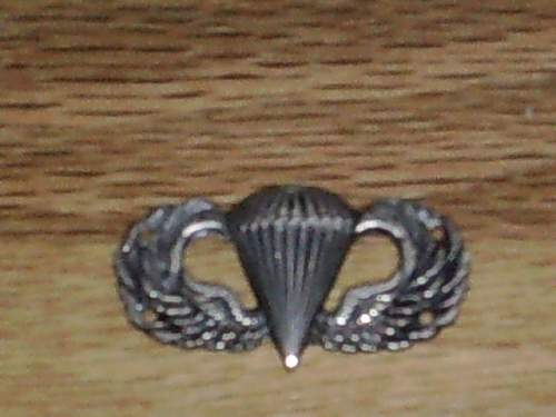 WWII US sterling jump wings