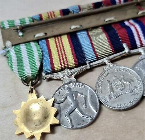 Australian ww2 and Vietnam medals mini