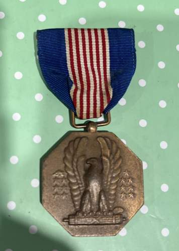 Is this Soldiers Medal WW2 era?