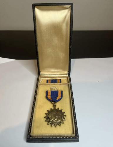 Is this Air Medal WW2 Era?