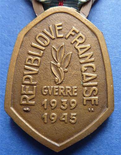 Original WW2 period french medal???