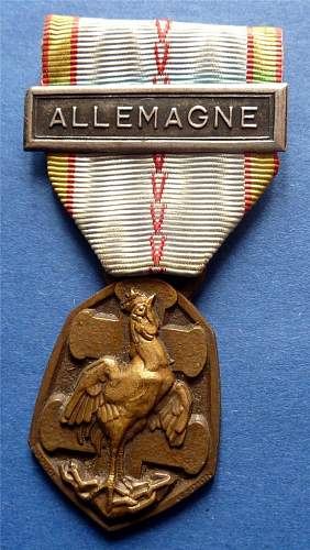 Original WW2 period french medal???