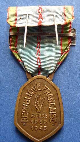 Original WW2 period french medal???