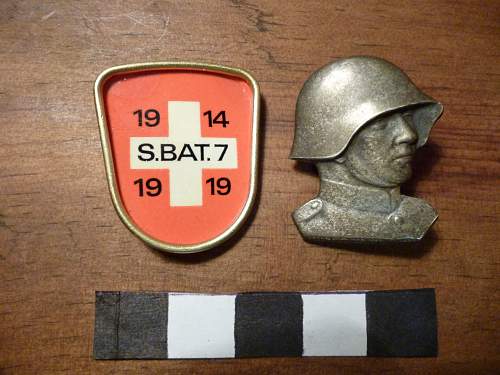 Swiss  WW 1 &amp; WW2 badges