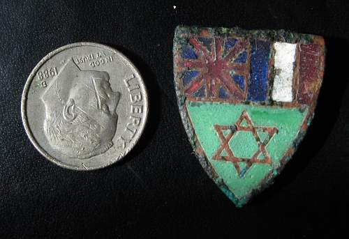 I think this is a Pin/Badge for the Suez Campaign but I'm not sure