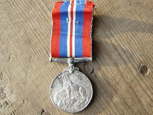 War Medal 1939-1945 (Victory Medal)