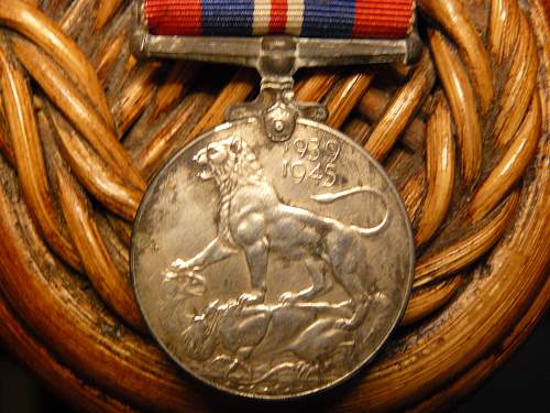 War Medal 1939-1945 (Victory Medal)