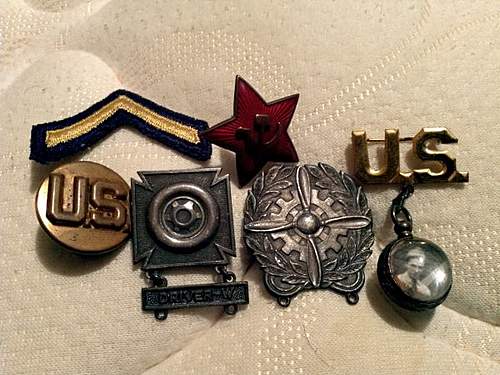 Can anyone ID these medals/pins?