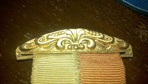 Unknown medal ribbon, maybe military?